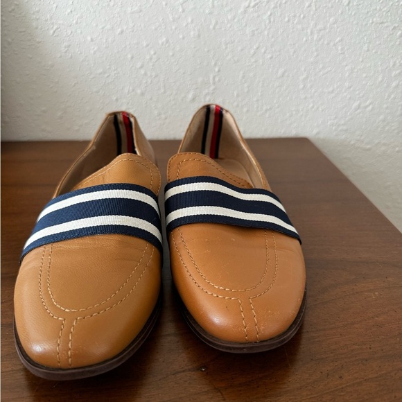 Tommy Hilfiger TWIGNAZ medium brown camel leather loafers. 7.5 - Picture 6 of 7